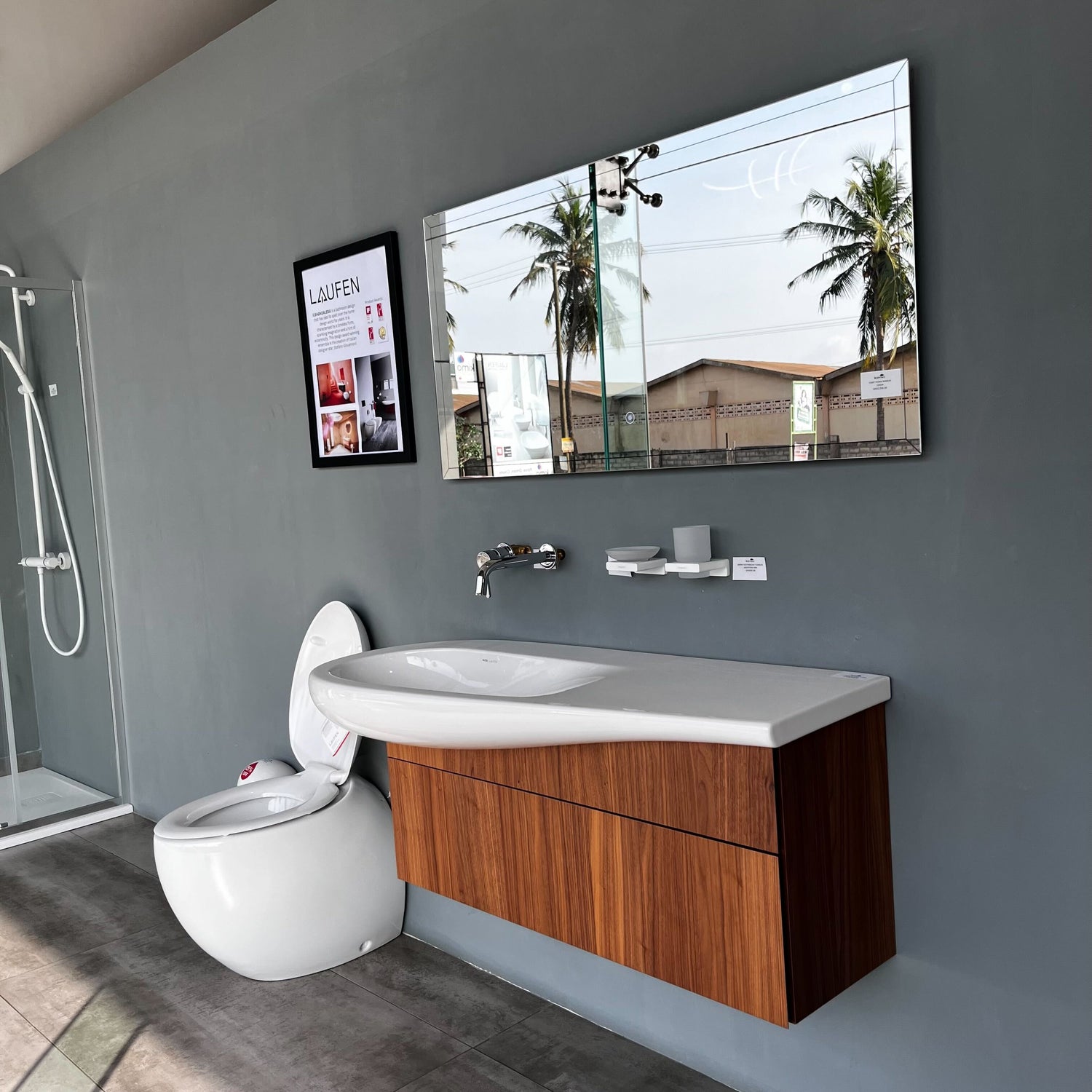 Vanity cabinets in Ghana