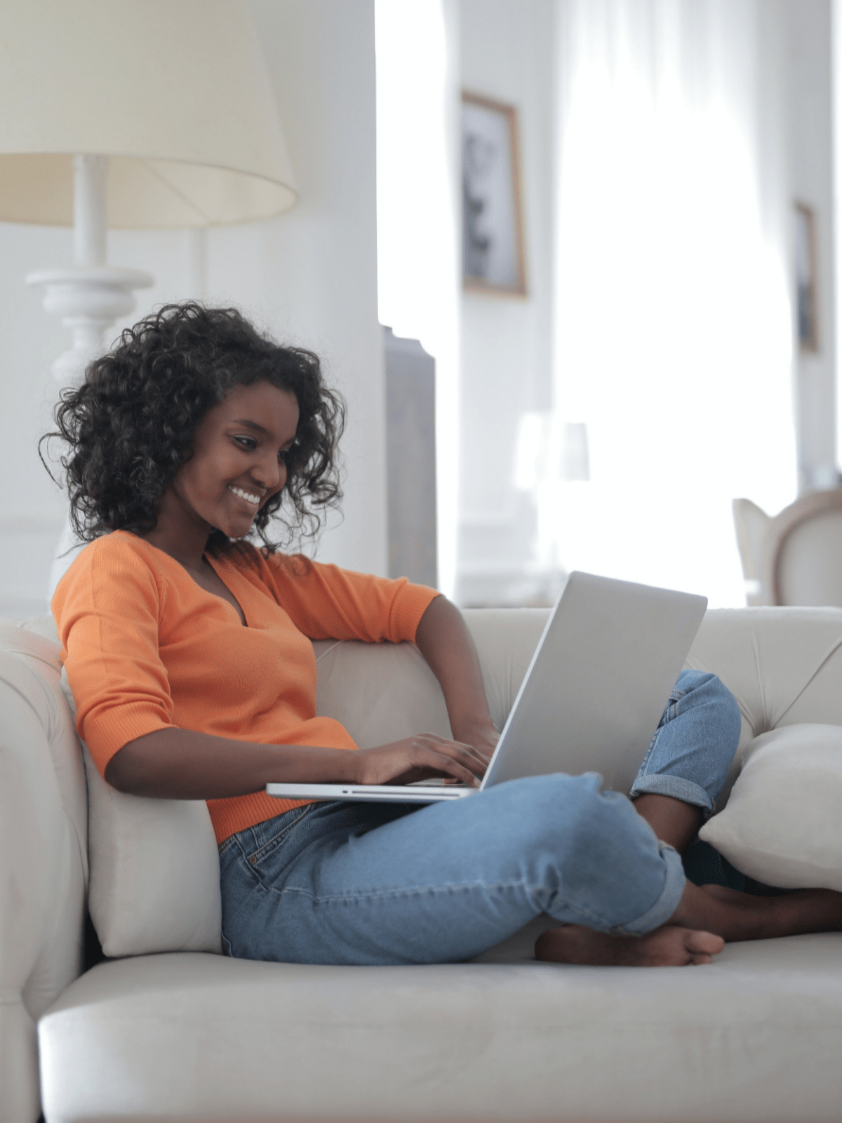 Embracing the Digital Age: Top Five Advantages of Online Shopping