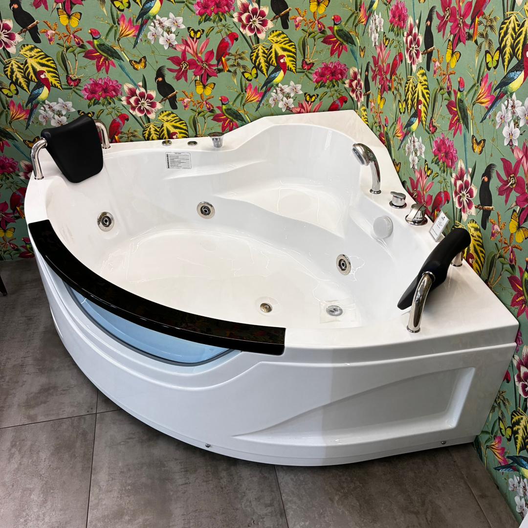 Corner Jacuzzi 155x155cm - Premium WhirlPool from Kimo Group - Just GH₵17995! Shop now at Kimo Group