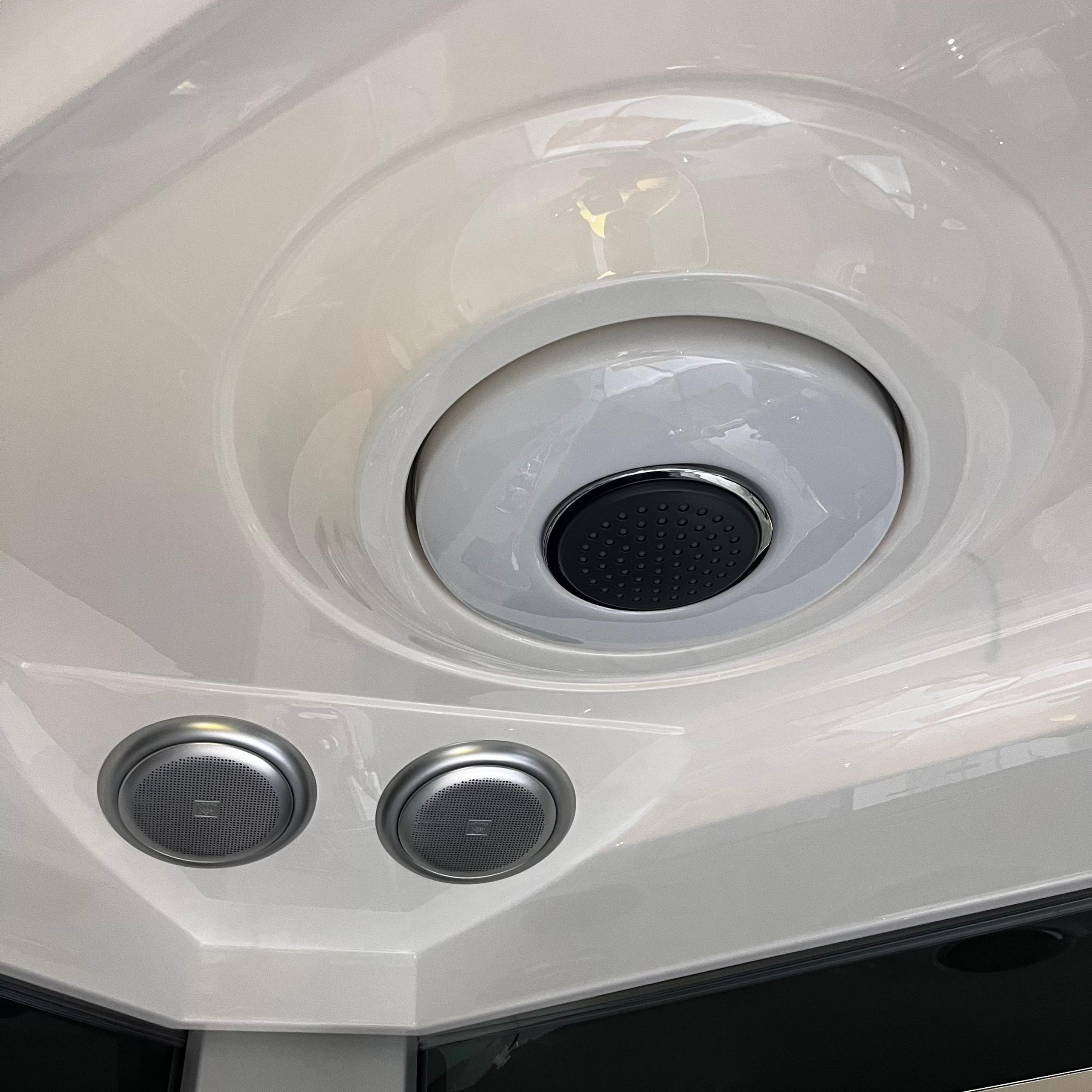 CRW Hydro Shower Enclosure F126 - Premium Steam & Hydro Showers from CRW - Just GHS20350! Shop now at Kimo in Ghana